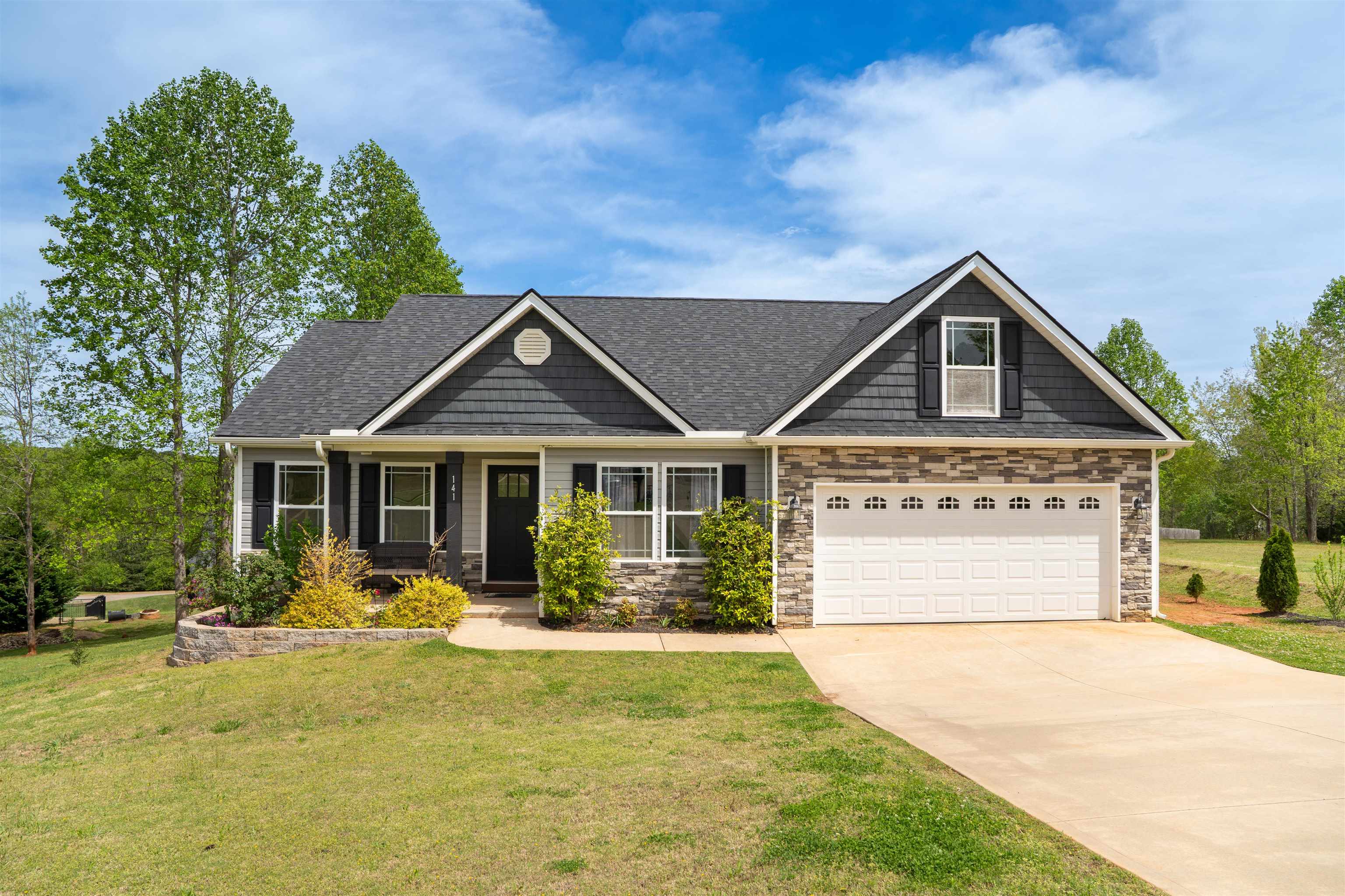 Welcome to 141 Middlebrooke Lane in Wellford, SC — a beautifully maintained 3 bed 2 bath home offering comfort, convenience, and modern living in a desirable location. This inviting property features a spacious and functional layout perfect for both everyday living and entertaining. Step inside to find a bright, open-concept living area with abundant natural light, seamlessly connecting to the kitchen and dining space. The kitchen offers ample cabinet storage, generous counter space, and a layout designed for both efficiency and hosting.The primary suite provides a relaxing retreat with a private bath and walk-in closet, while additional bedrooms offer flexibility for family, guests, or a home office. Outside, enjoy a well-sized yard ideal for relaxing evenings, play, or weekend gatherings. Located in a quiet community with easy access to I-85, this home is just minutes from shopping, dining, and the conveniences of both Spartanburg and Greenville. Schedule your showing today and come see all that this Wellford gem has to offer!