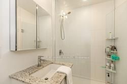 9600 N Yonge St 611
