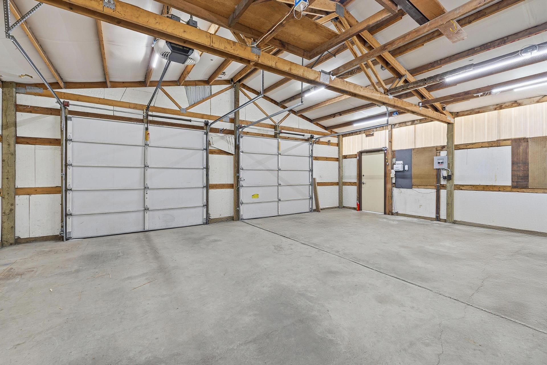 3433 W Wellesley Ave Ave