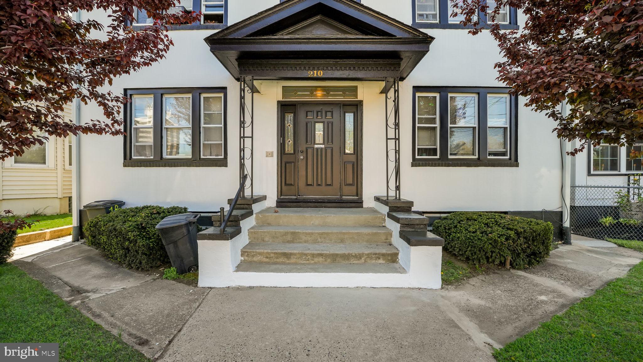 210 Pond St  