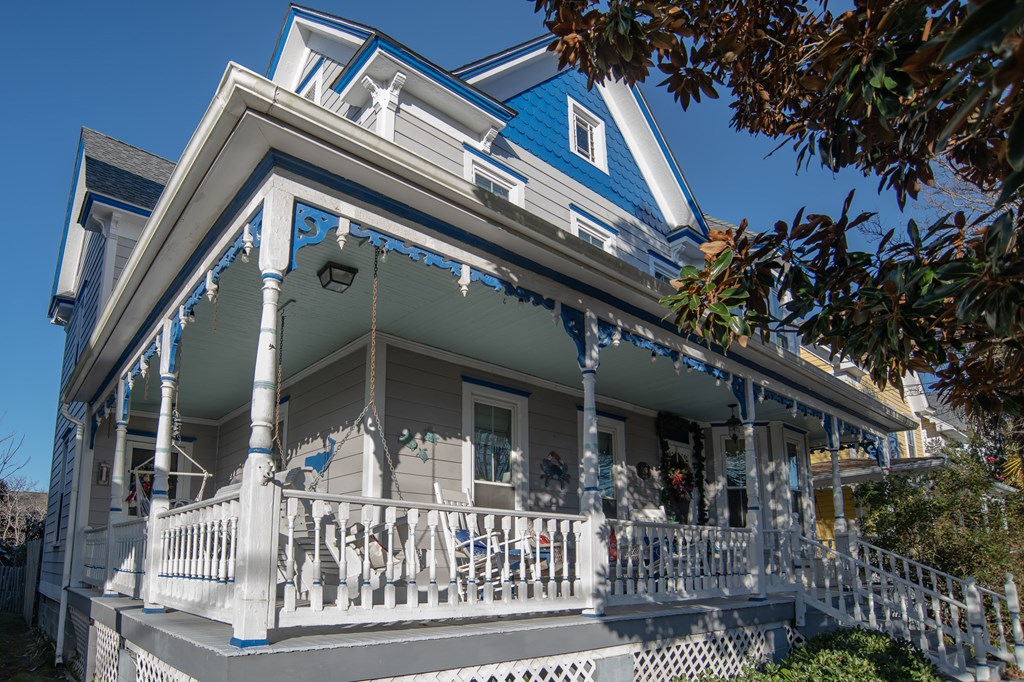 415 Randolph Ave 482