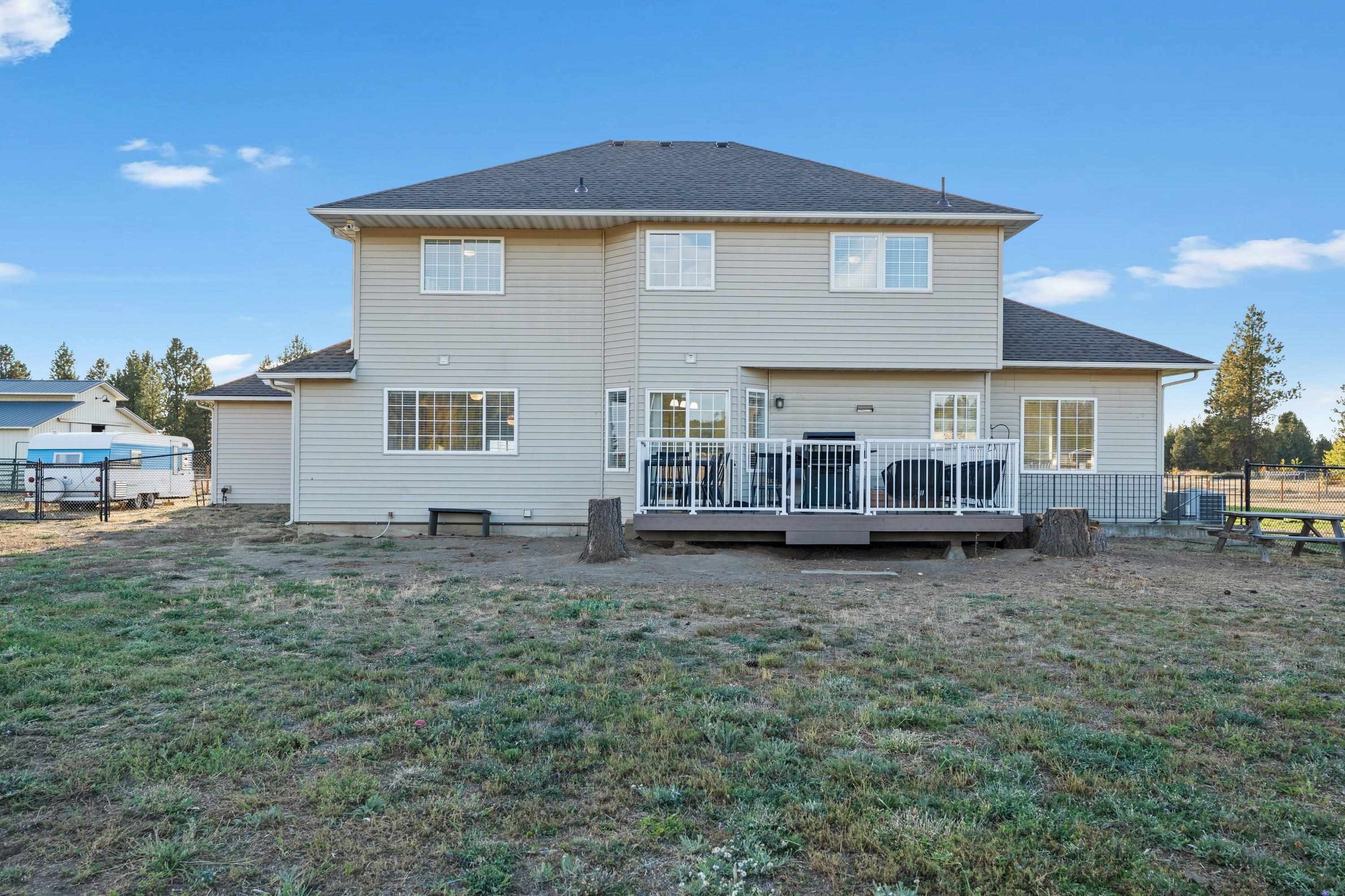 1029 W Crestview Rd