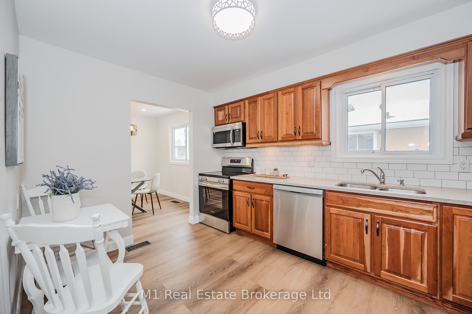 4 Longfellow Ave