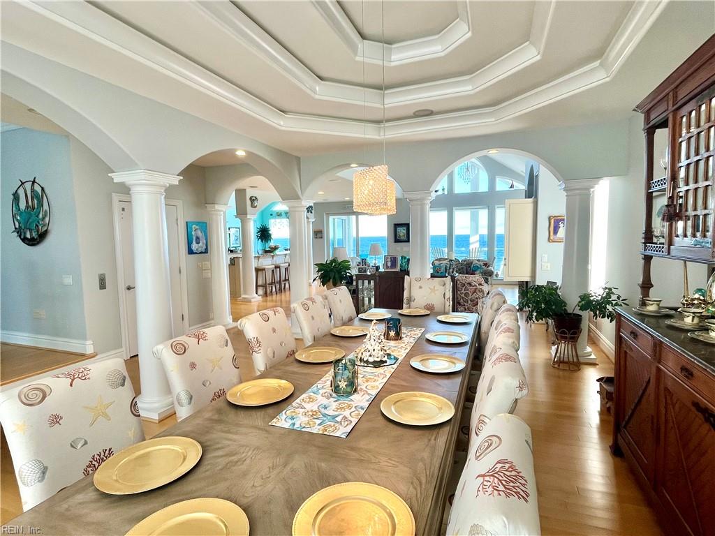 880 W Ocean View Avenue