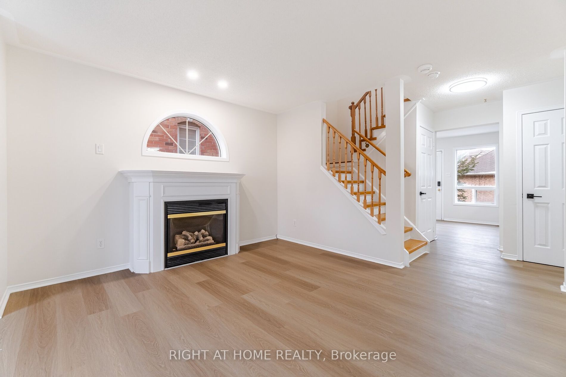 348 Delaney Dr