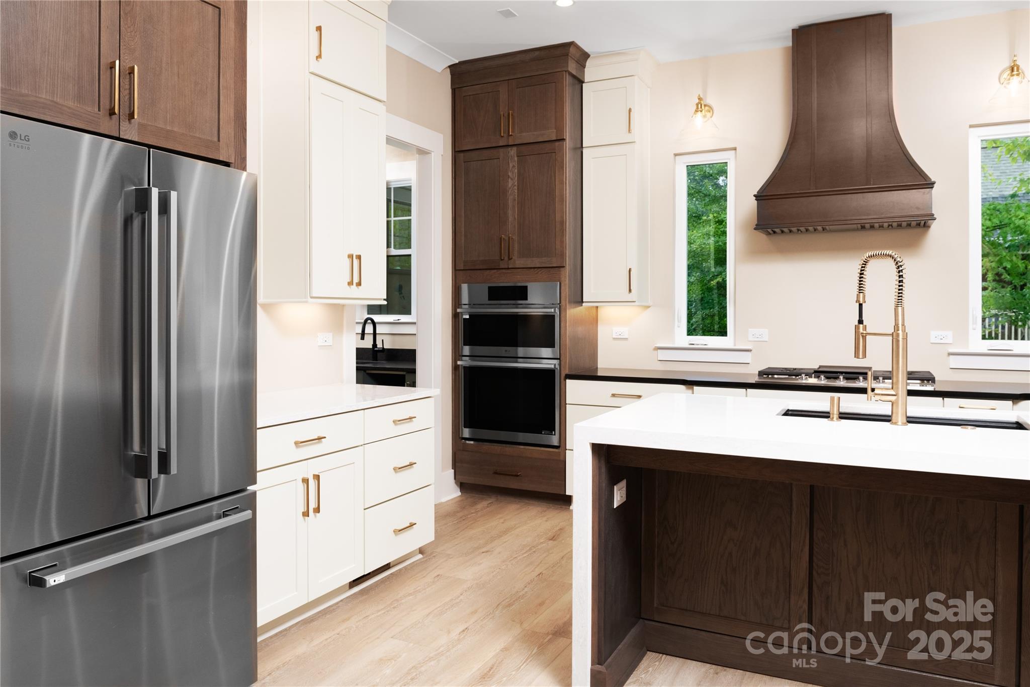 4488 Mirror Lake Drive