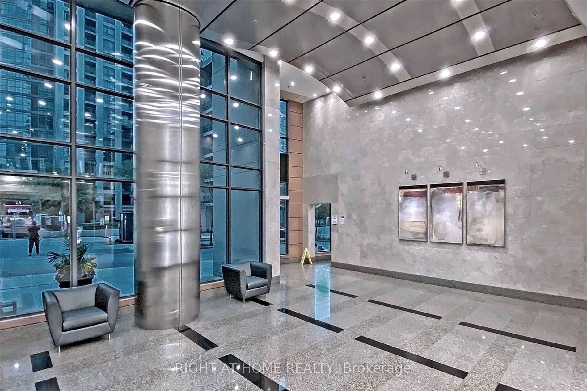 219 Fort York Blvd 2502