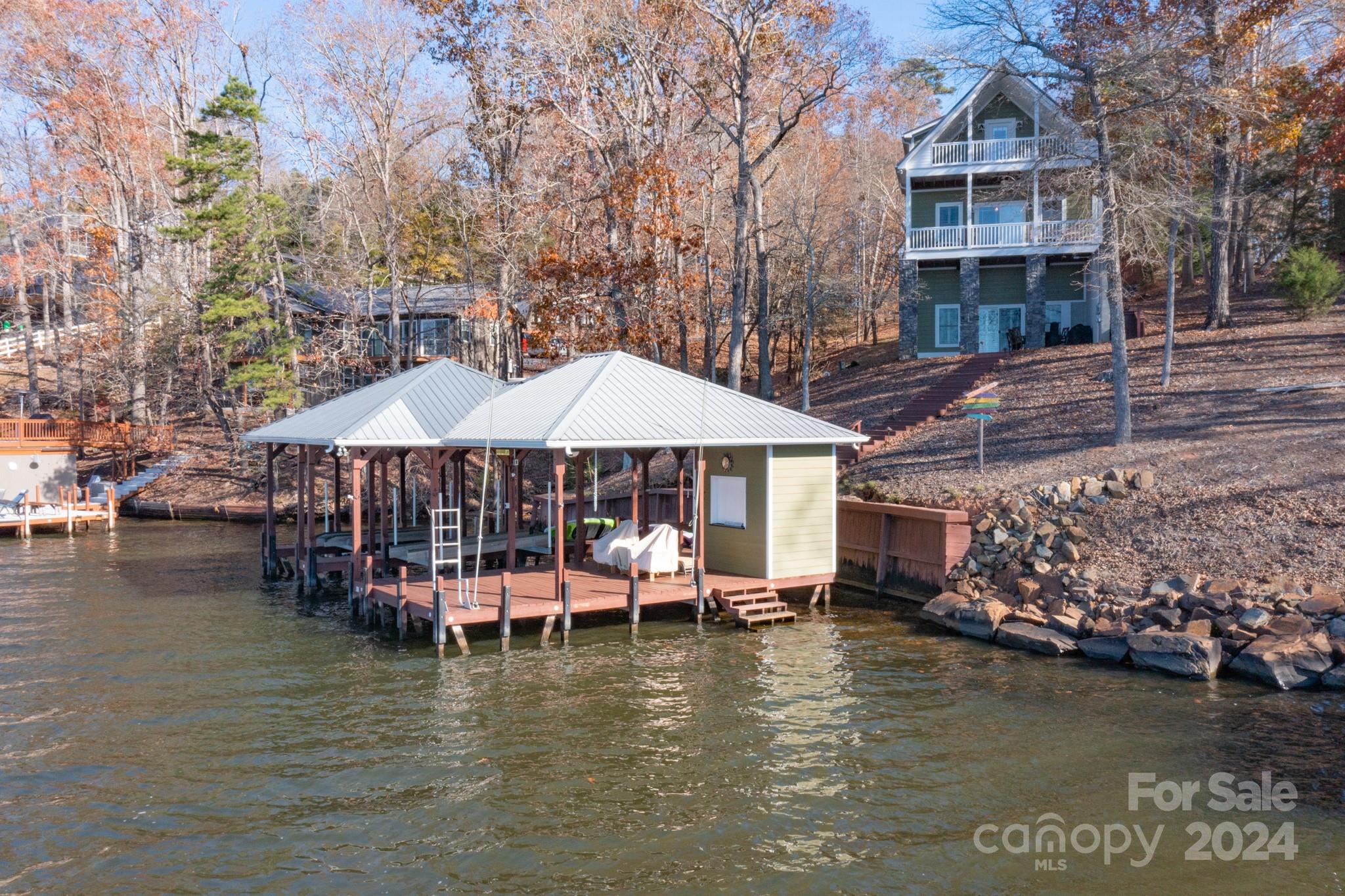 638 Deerfield Road