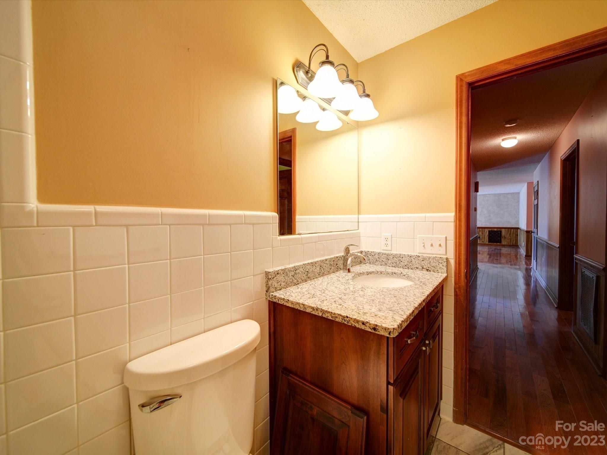 605 Heatherwood Drive