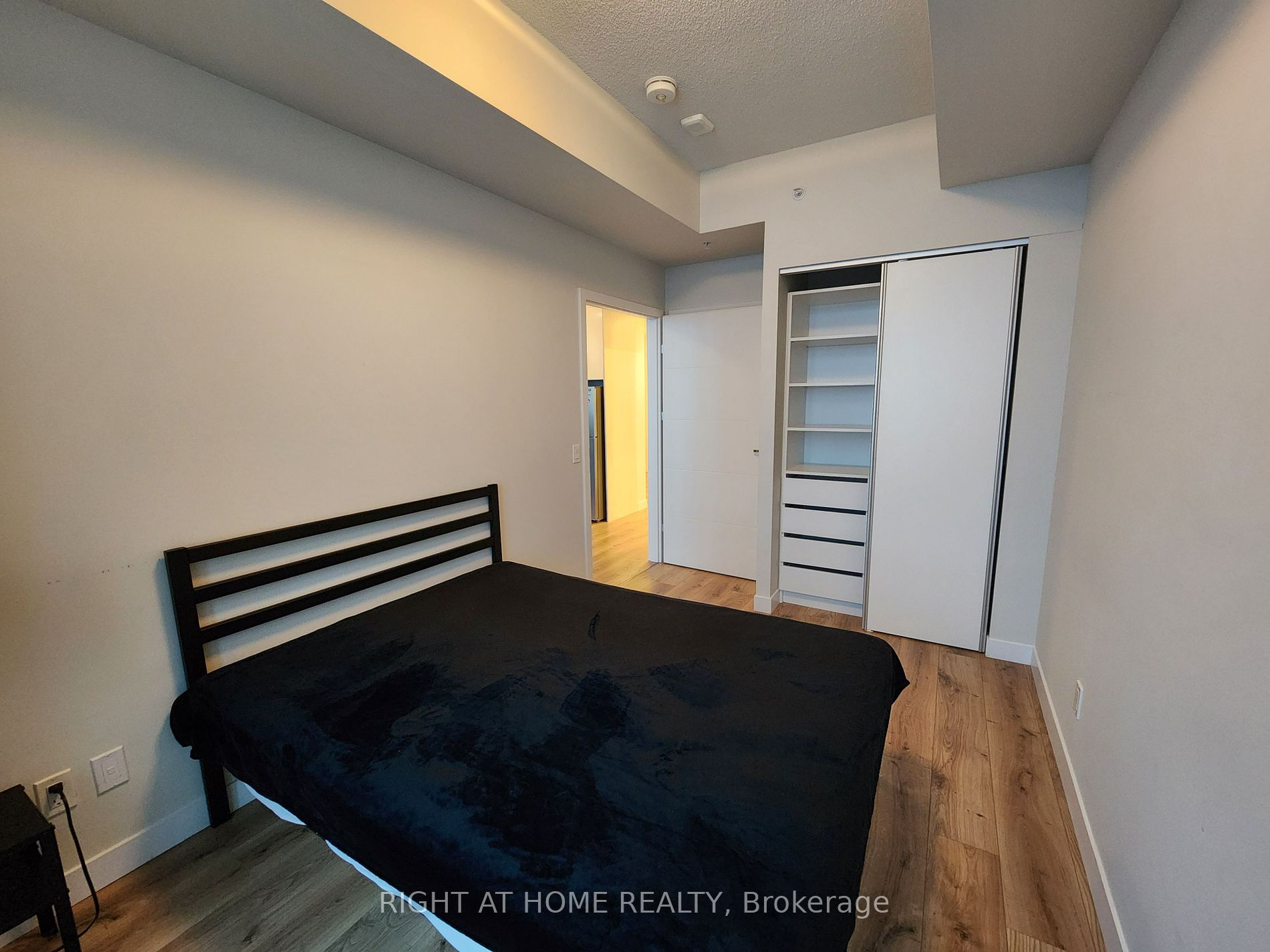 60 Frederick St 3306
