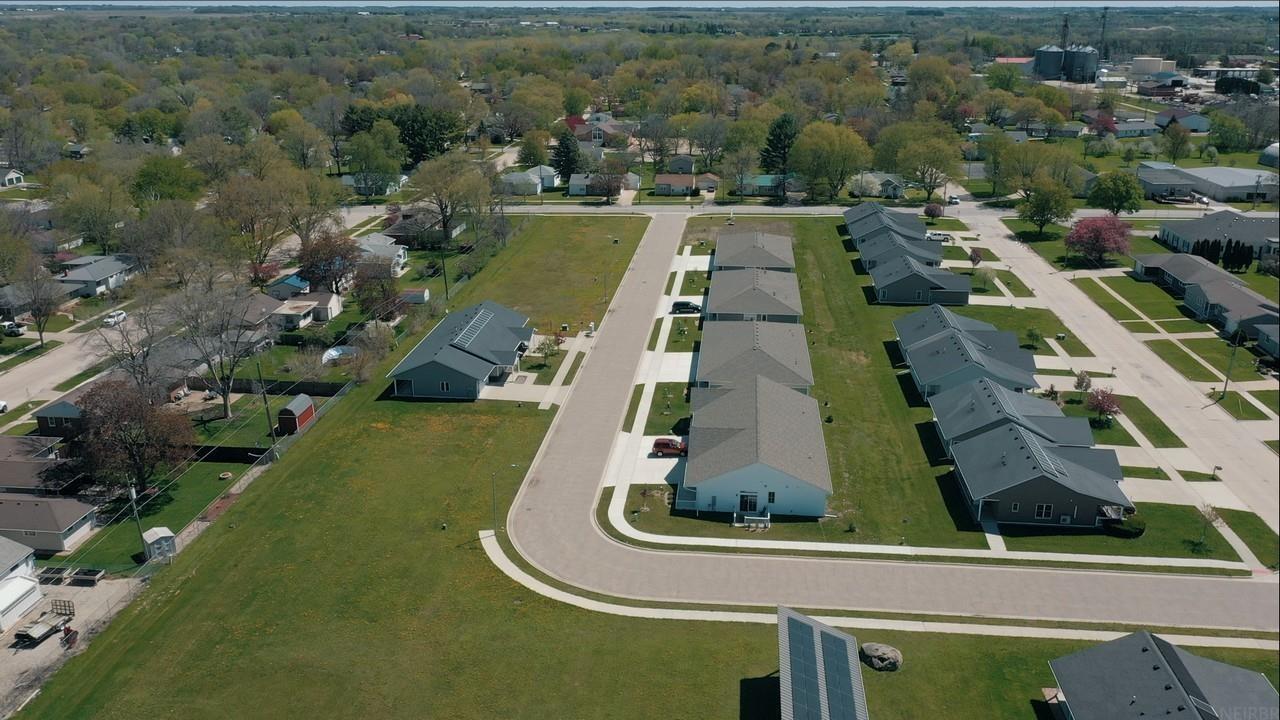 815 Parkside Lane