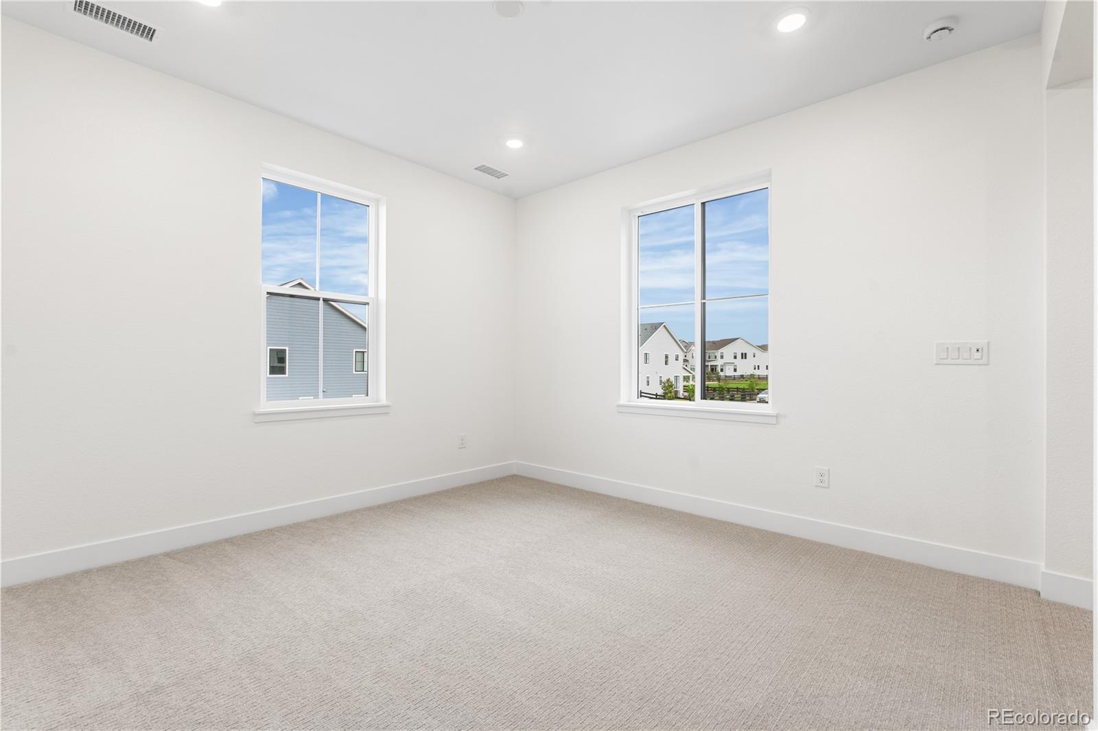 11245 Moonshimmer Street