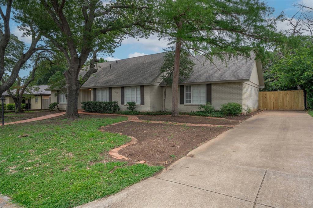 Diamond in the Rough: Westcliff Opportunity Near TCU

Discover exceptional potential at 4609 Barwick Dr. in Fort Worth's sought-after Westcliff, Overton South. This substantial 3,550 square foot residence offers what's increasingly rare in the area – a desirable second story and impressive scale that sets it apart from typical single-story homes.

With 4 bedrooms, 3.5 baths, and abundant storage throughout, the bones of this home are outstanding. The thoughtful layout includes a dedicated work-craft room accessible through the garage – perfect for hobbies or home business. The owner has addressed key structural and mechanical updates, providing a solid foundation for your vision.

This property presents an incredible opportunity to create your dream home in a prime location. Envision the possibilities: with some cosmetic updates and your personal touch, this spacious residence could become the neighborhood showplace. The substantial square footage and unique two-story design provide endless potential for customization.

Located just minutes from TCU, Hulen Mall, and Fort Worth's best dining and shopping, you'll enjoy university town energy with easy access to major thoroughfares. This is your chance to invest in a distinctive property with genuine potential in an established, desirable neighborhood.