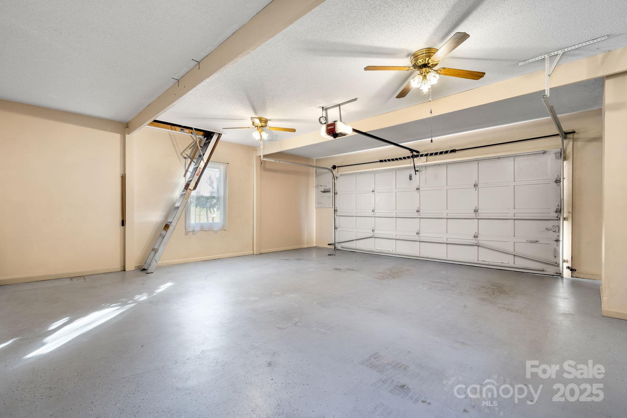 14 Hunters Creek Lane