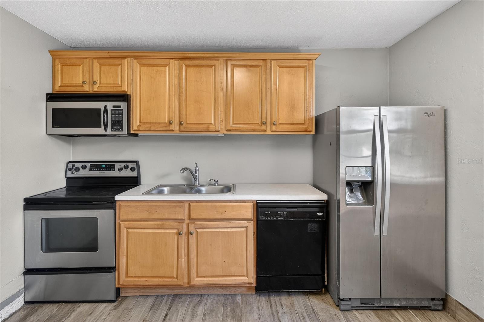 Property View 12
