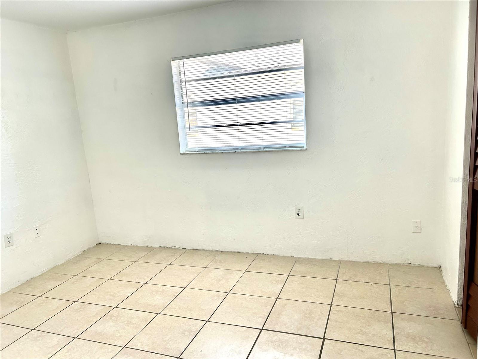 1217 Kennedy Road 06