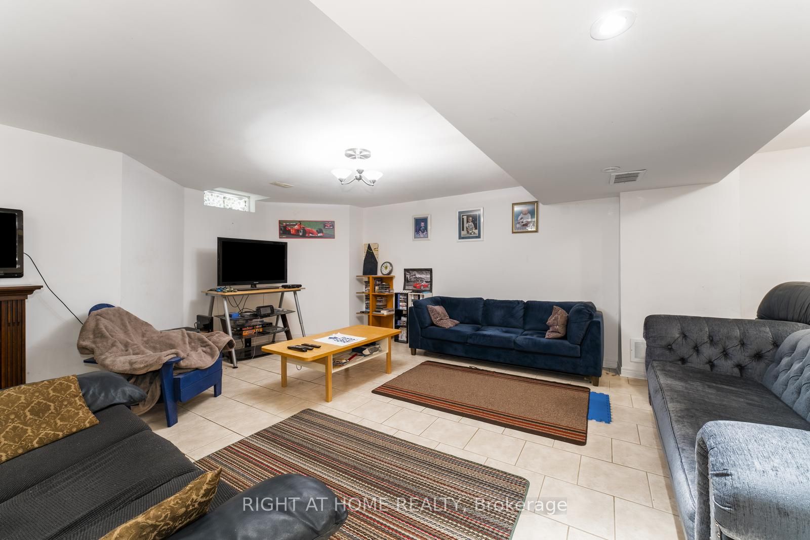 22 Coyote Way