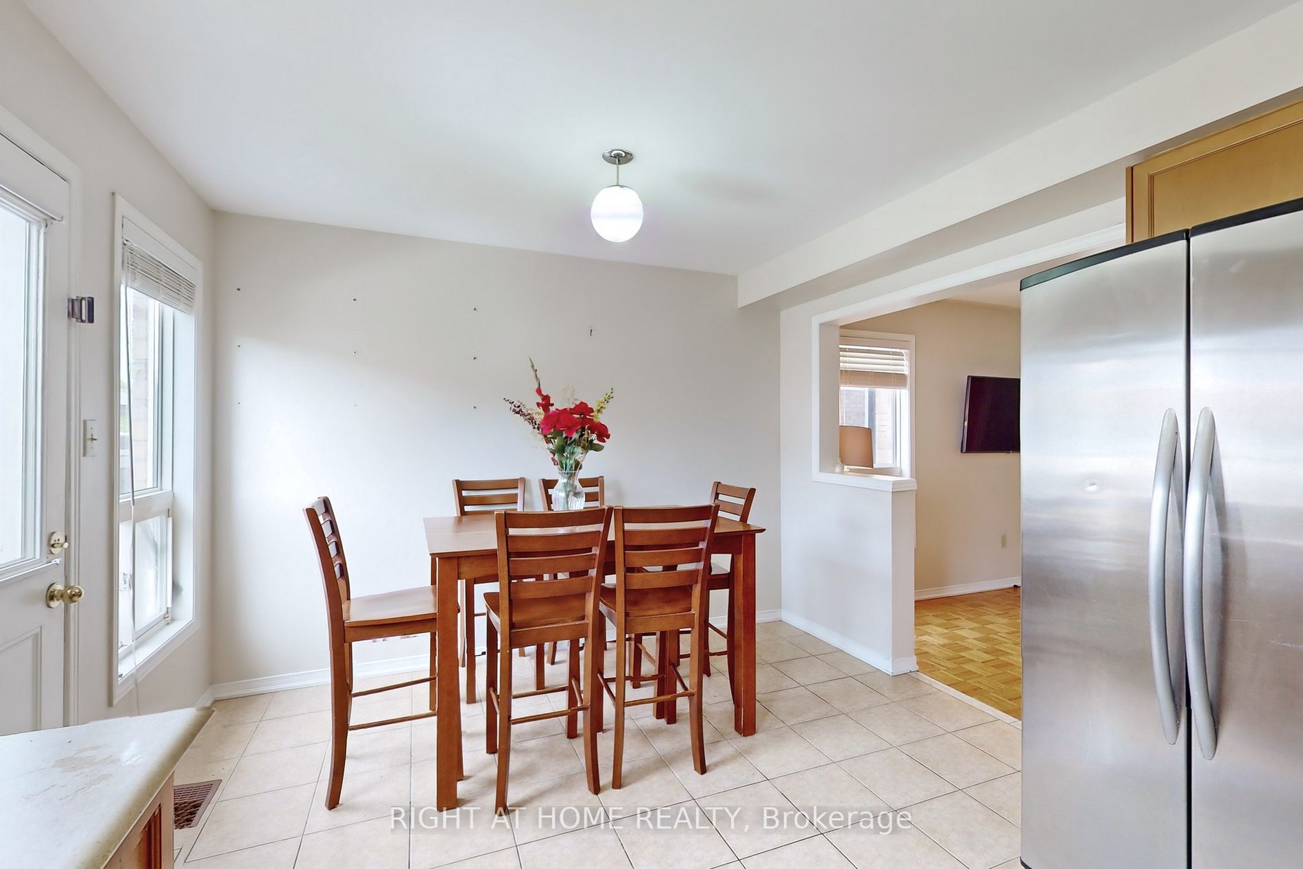 50 Argento Cres Upper