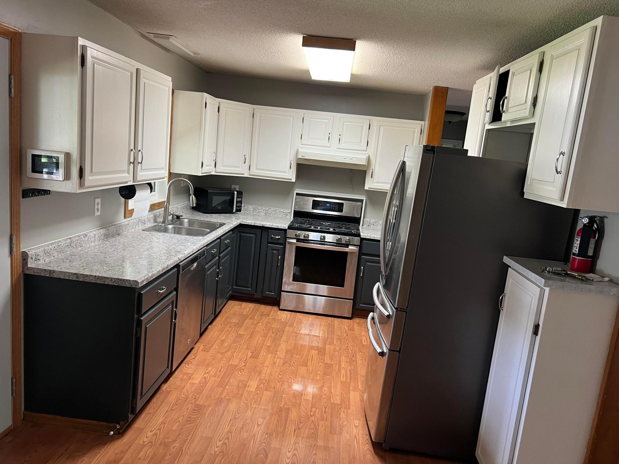 824 Park Street W