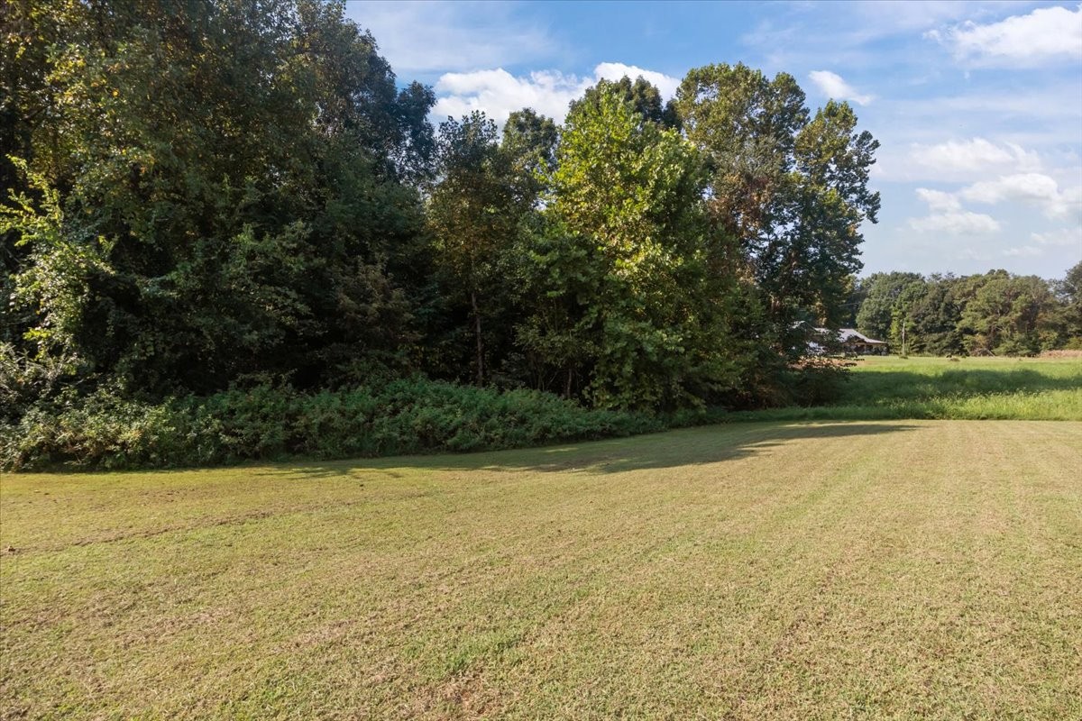3697 Bowker Rd