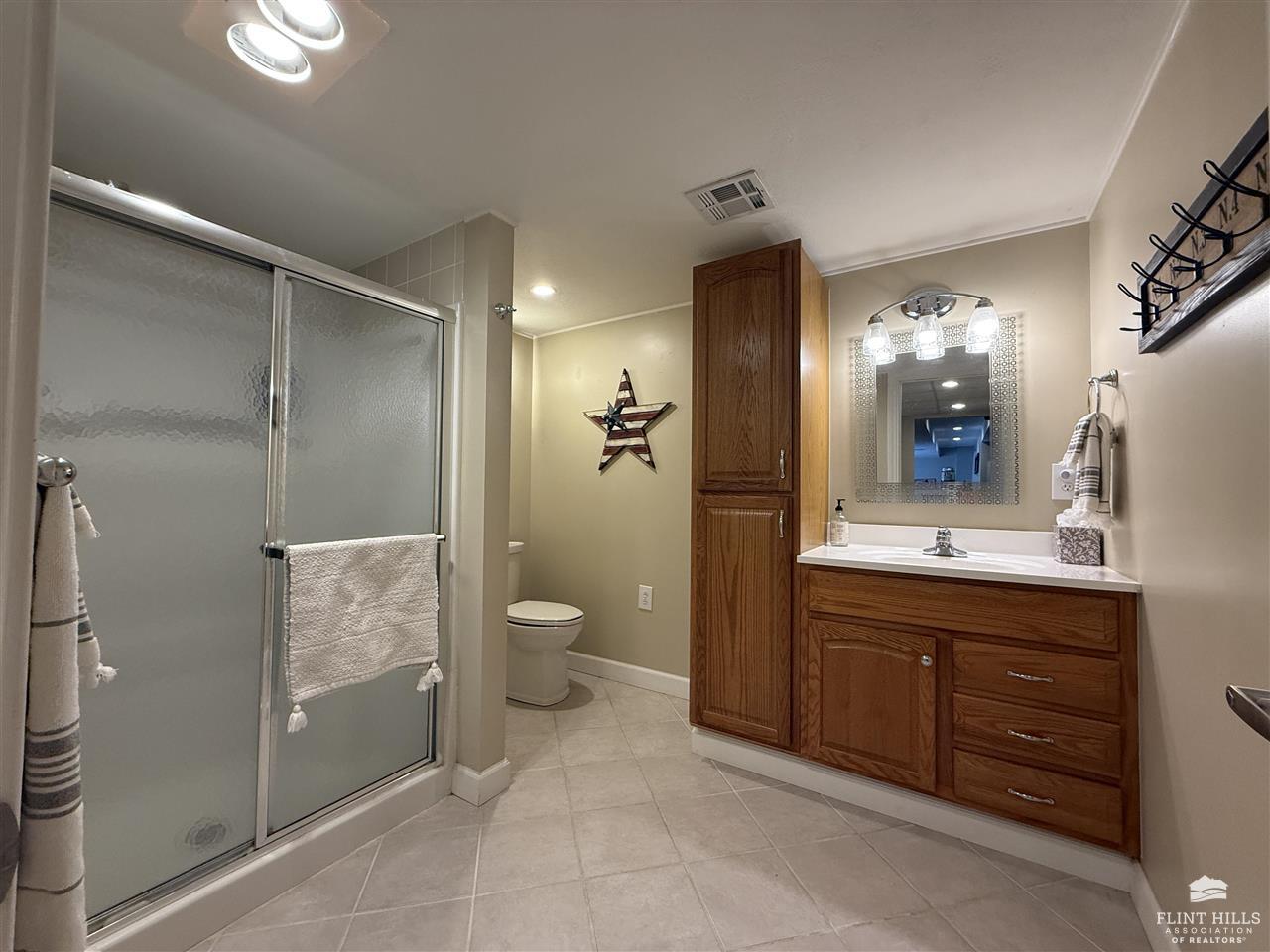 11710 Diamond Circle