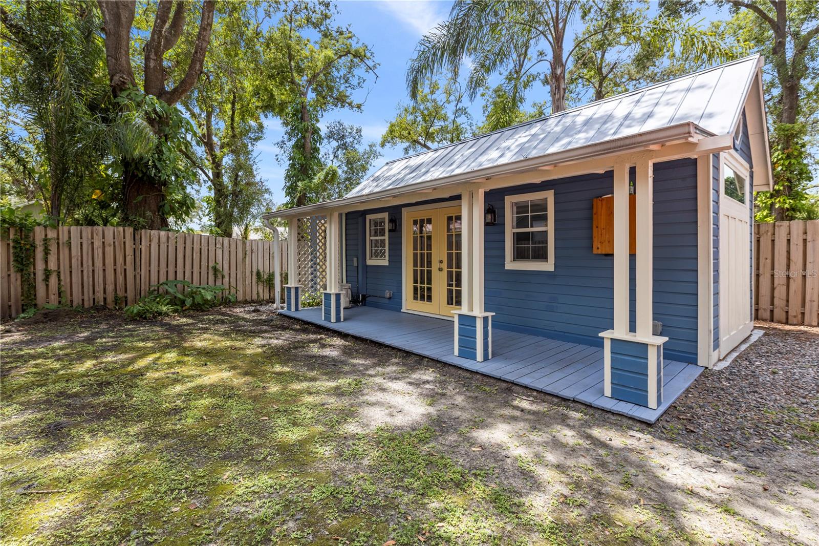 226 W Fern Street