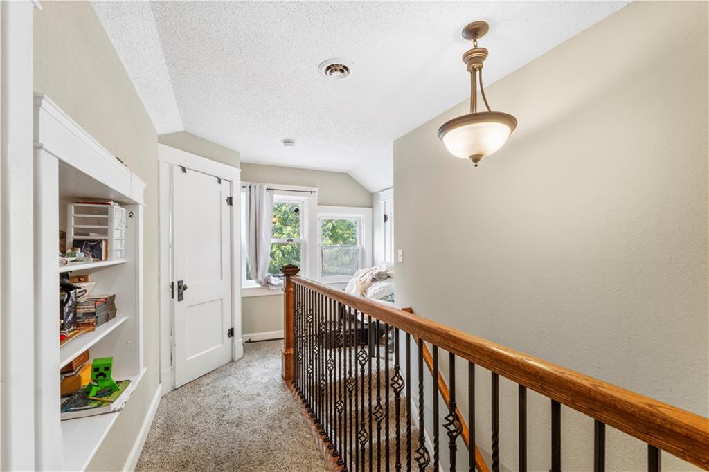 808 N River Boulevard