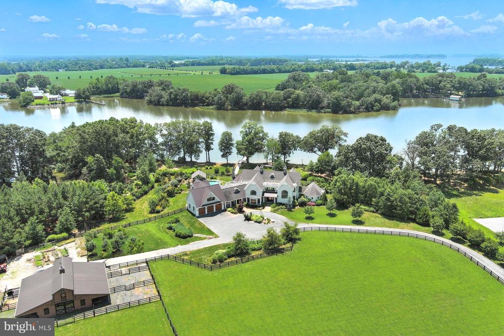 11977 Billys Point Lane