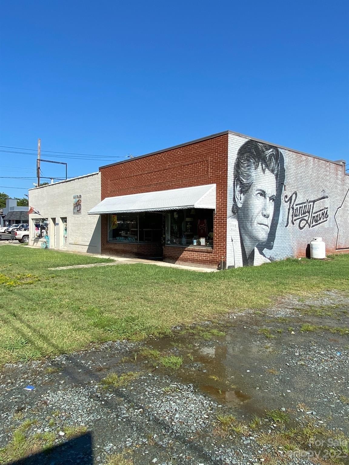 6601 Hwy 74 Street