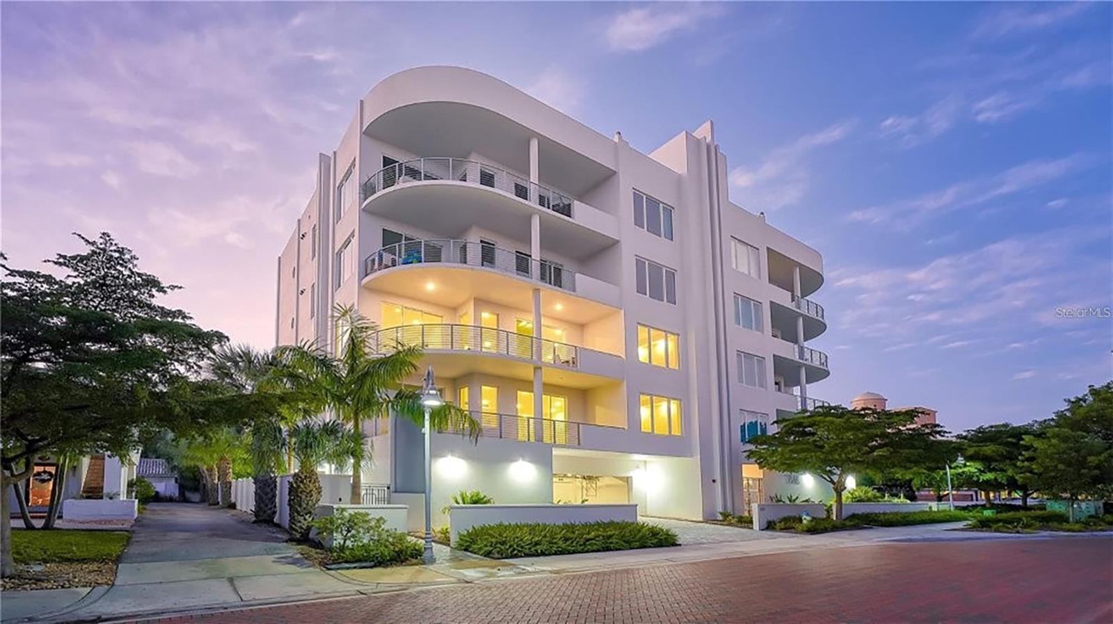 609 Golden Gate Point, Sarasota, FL