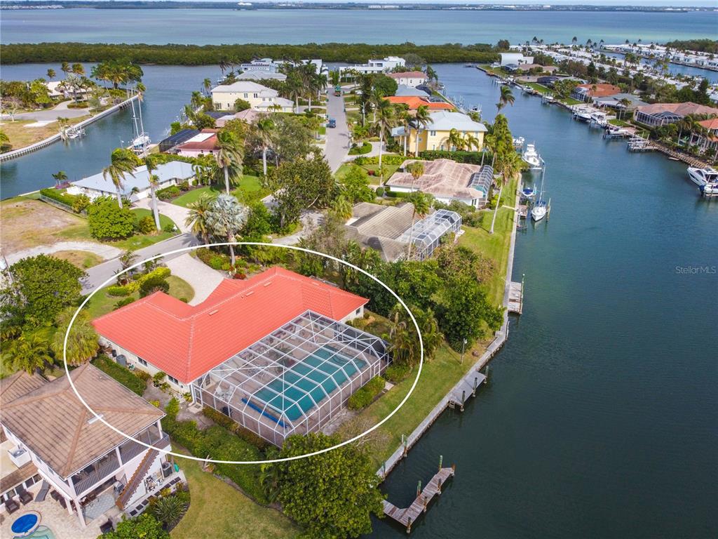 700 Old Compass Road