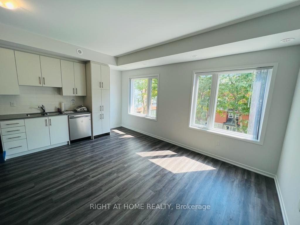 5 William Jackson Way 53