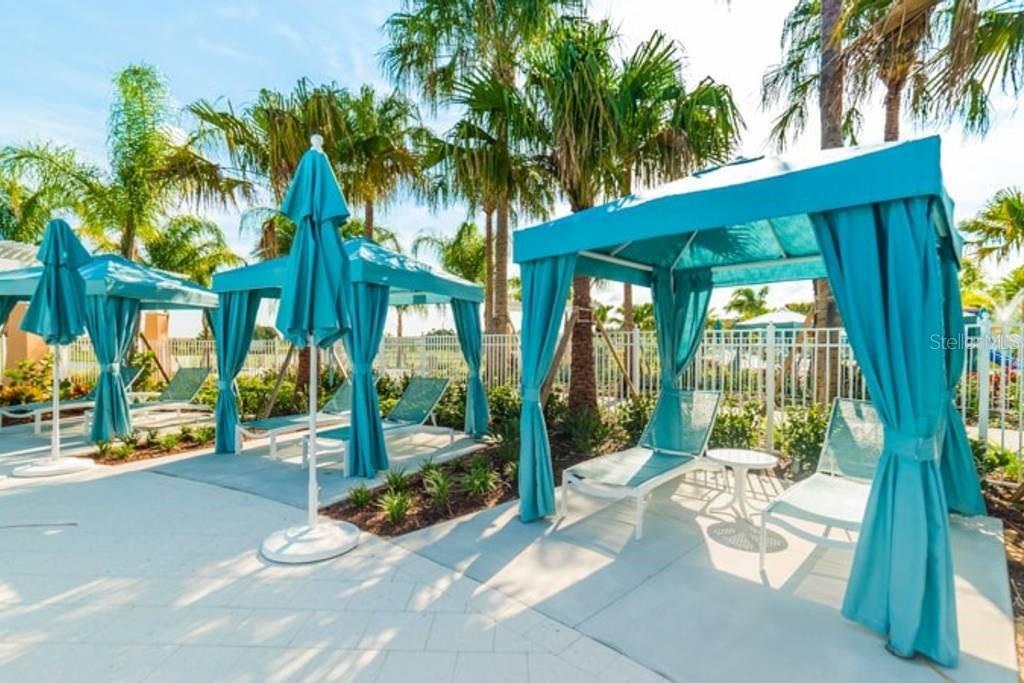 1959 Tropical Palms Circle