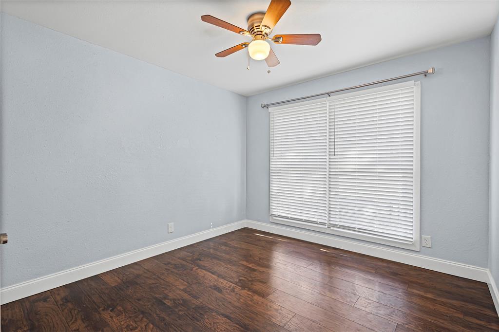 3350 Kingsbury Avenue