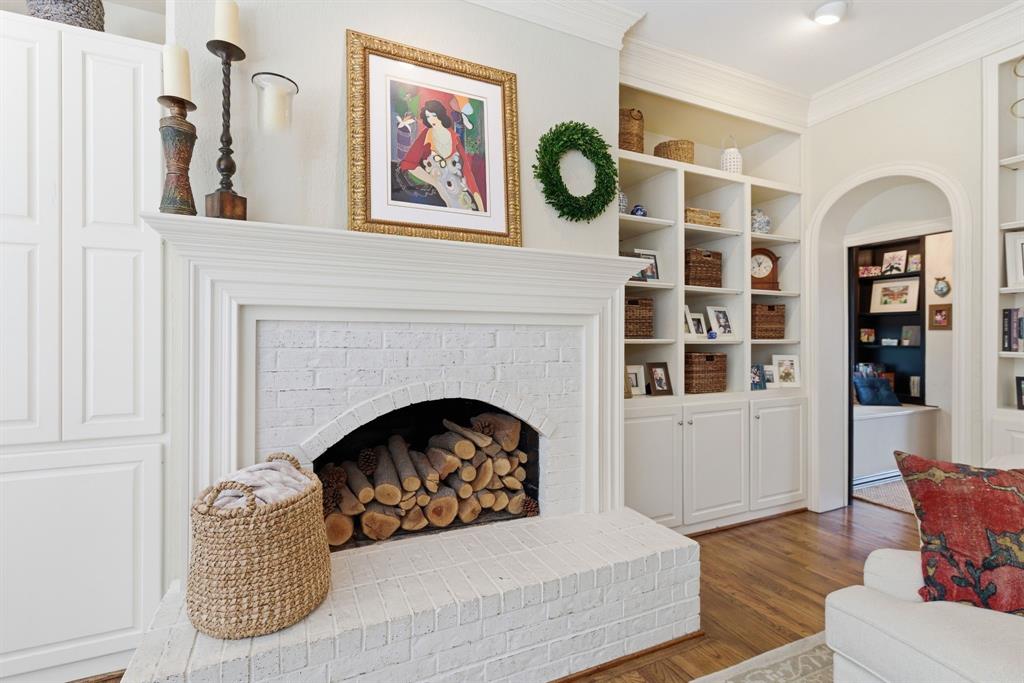 605 Shady Brook Court