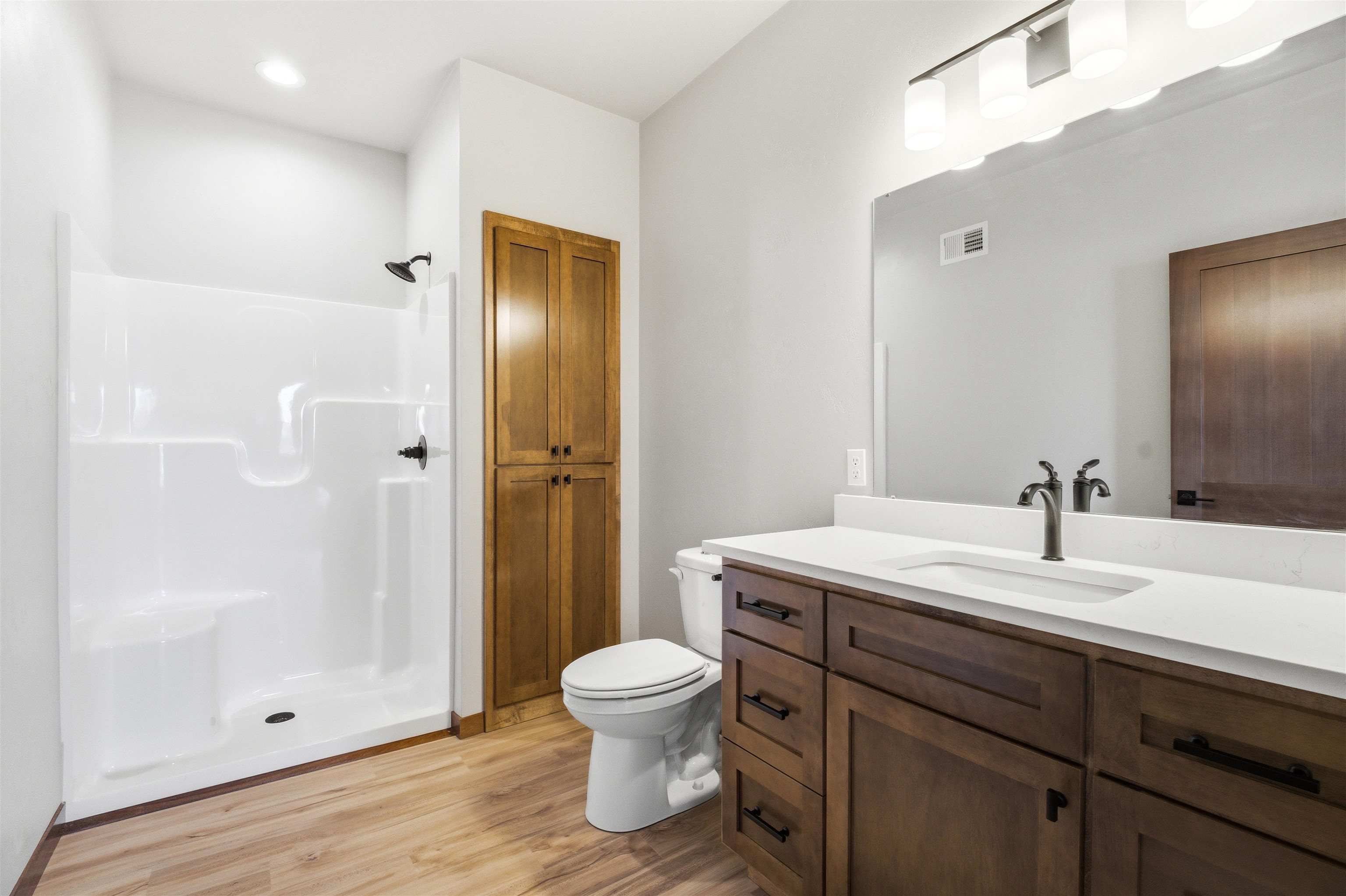 224 N 9th Street