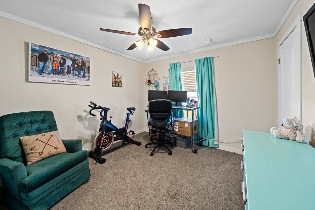 195 NW Crooked Creek Path