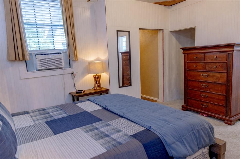 389 Hillcrest Circle