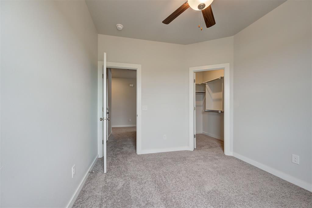 5325 Littlefoot Lane