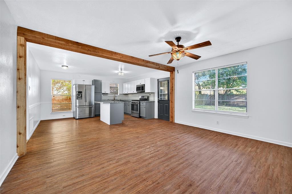 143 N Imperial Drive