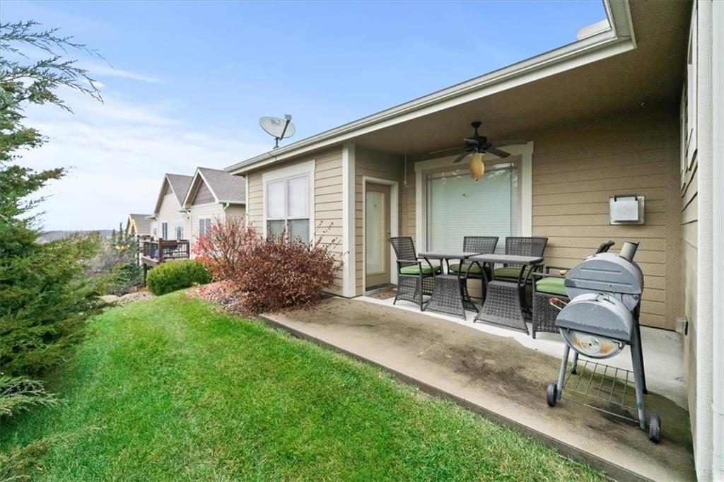 5614 Chimney Rocks Circle