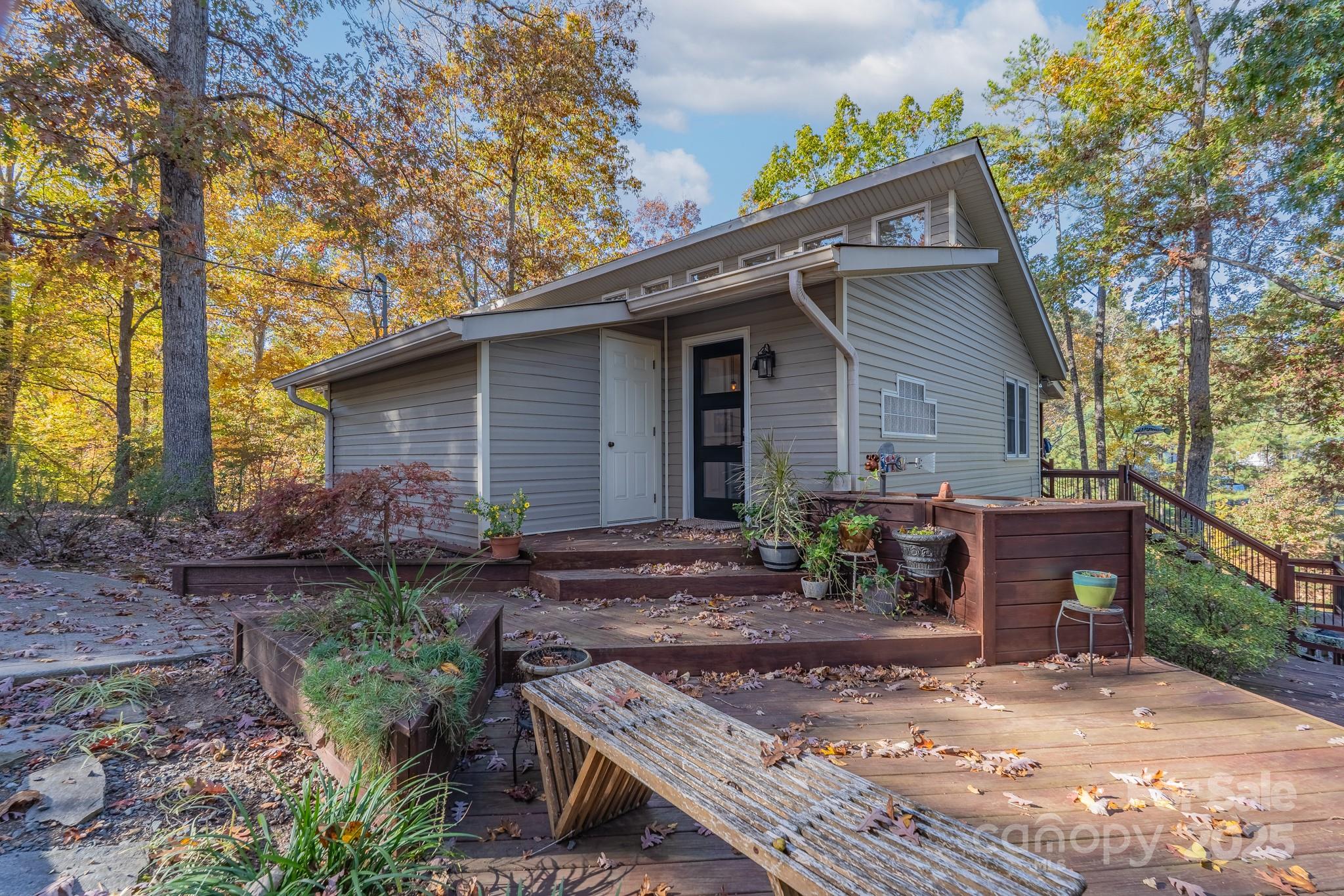 618 Acorn Acres Road