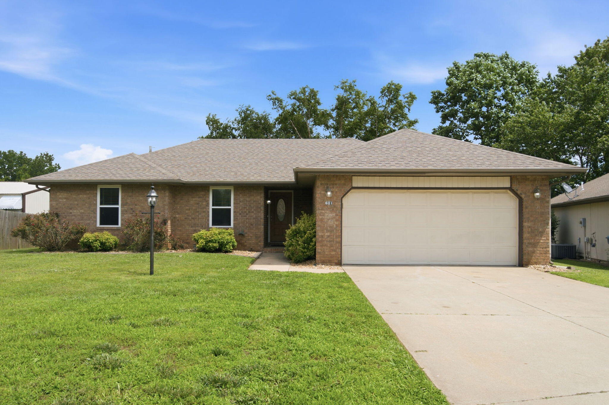 611 E Marian Court