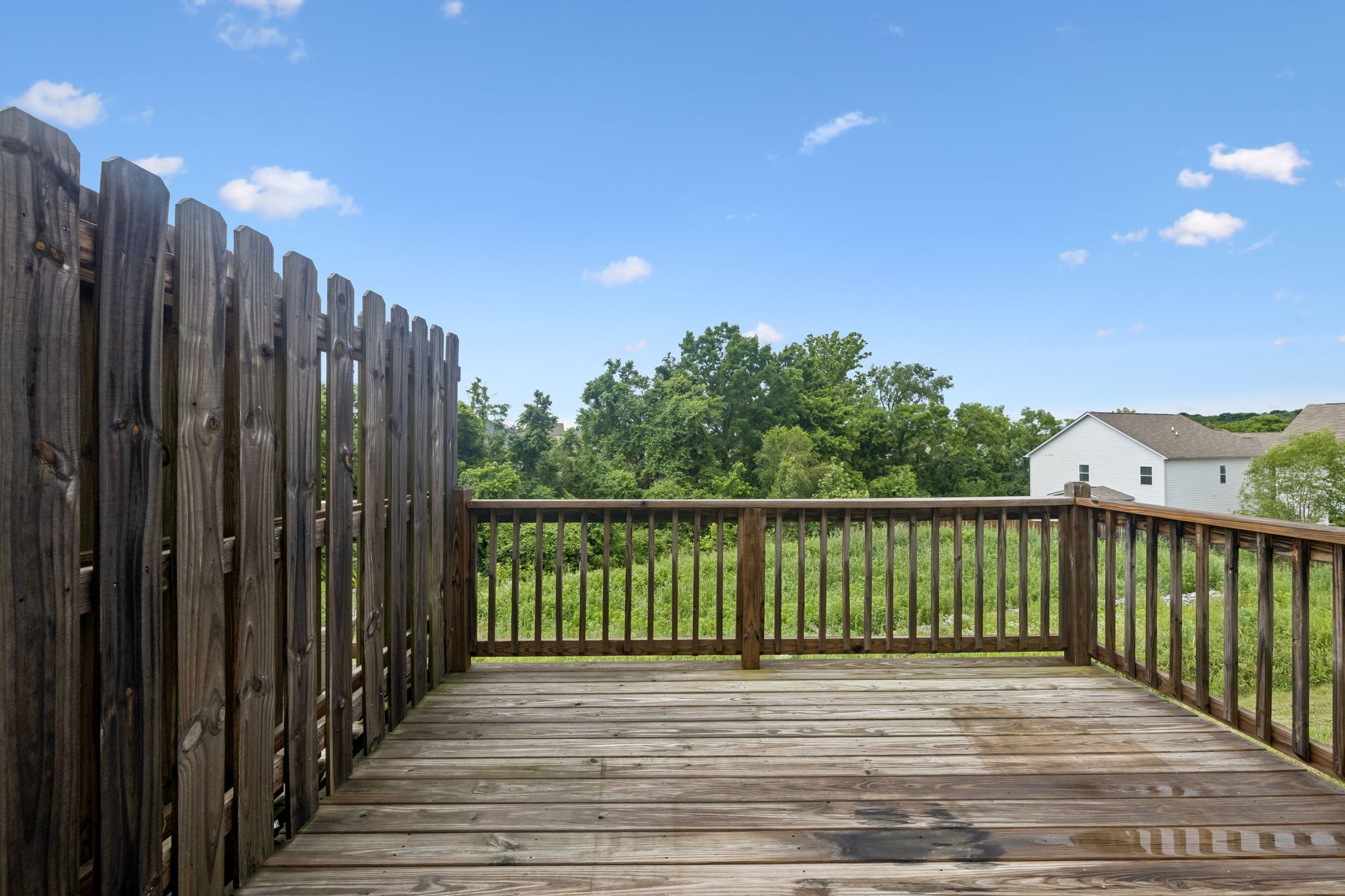 932 Millstream Dr