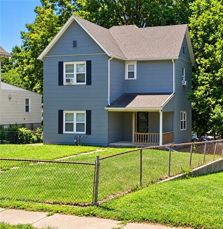 300 Jackson Avenue