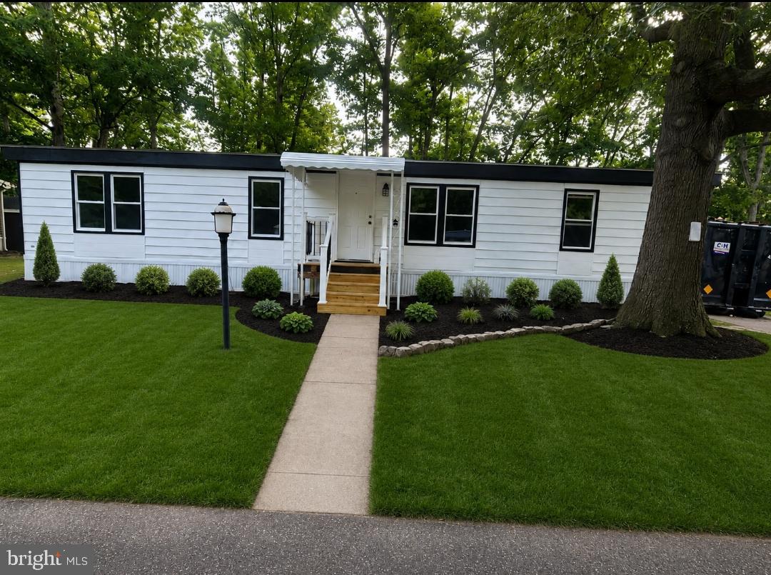 10 Cedarwood Dr  