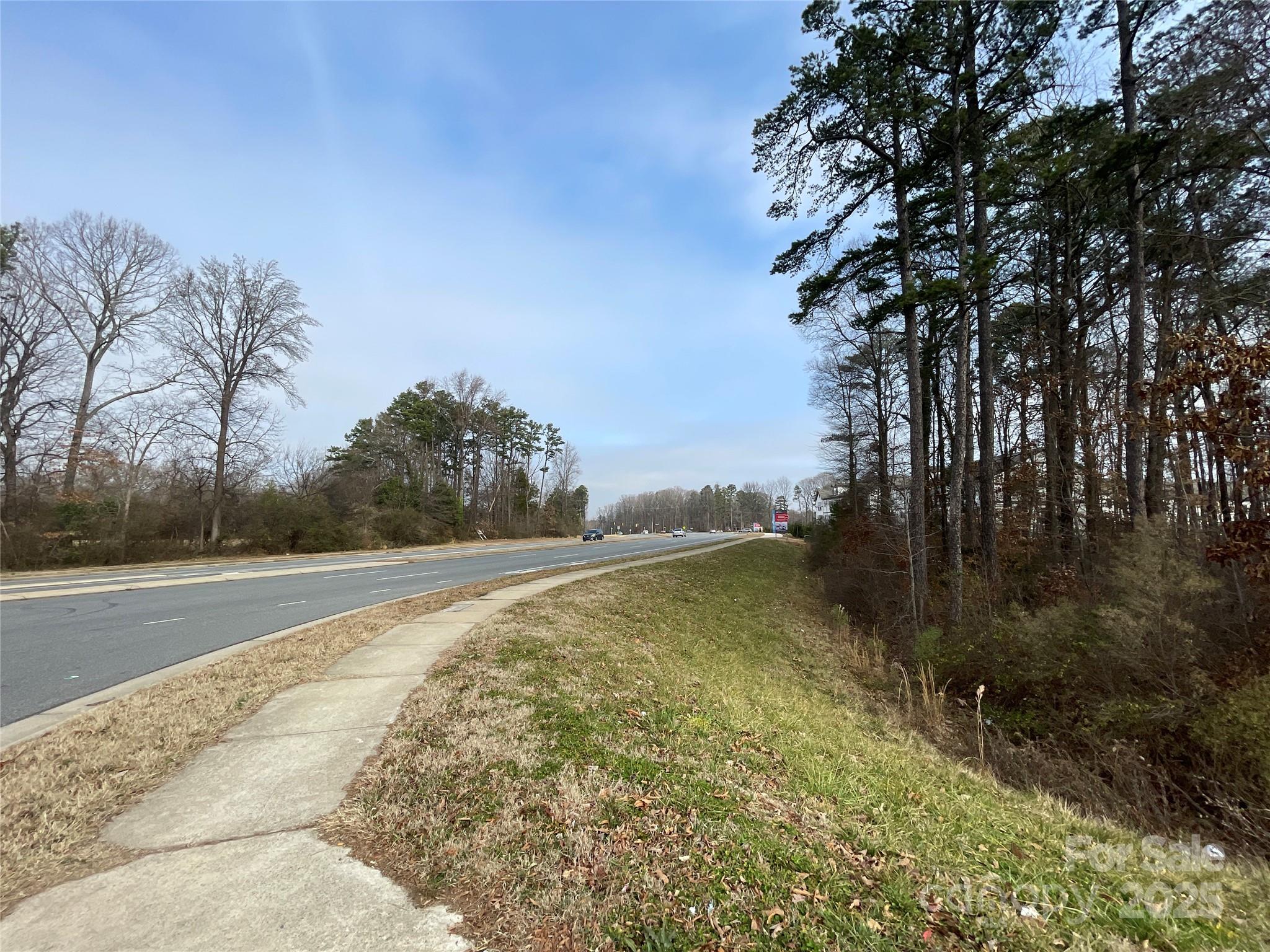 1900 Mineral Springs Road