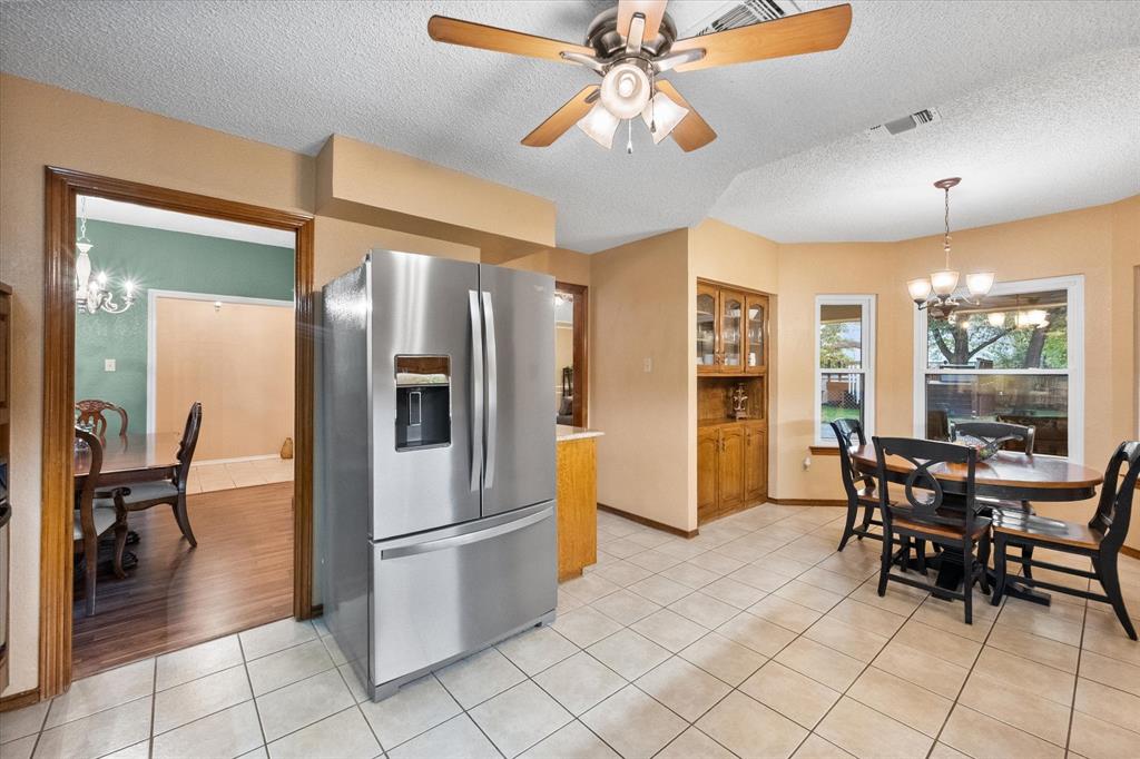 1504 Arrowhead Drive