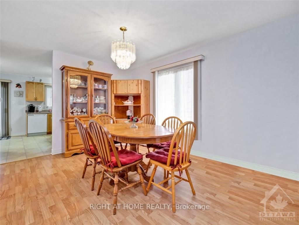 144 SANDRA Cres