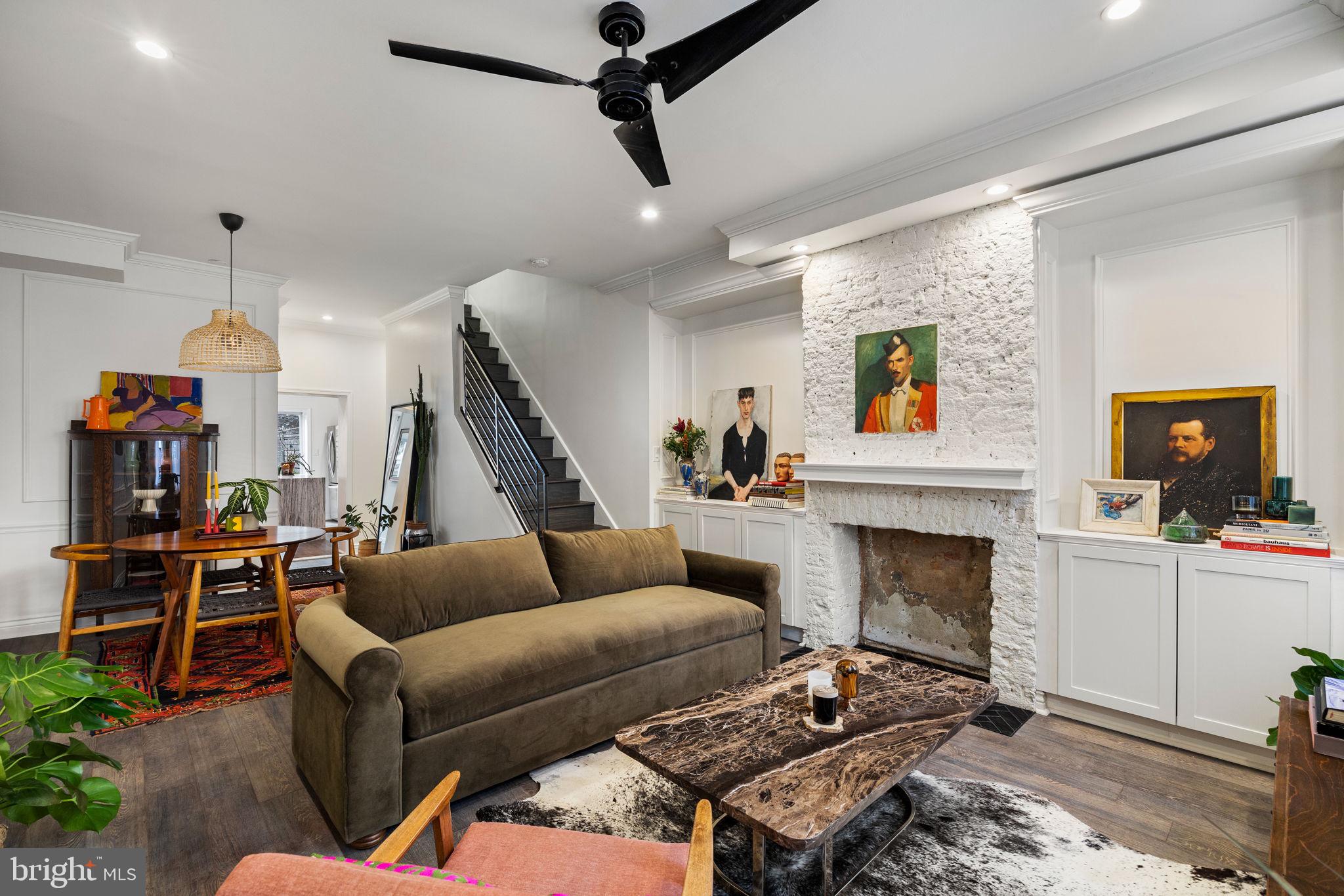 1418 E Columbia Avenue